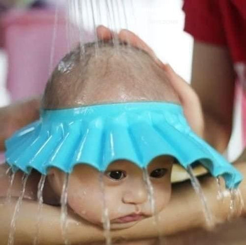 👶 Baby Adjustable Safe Bathing Shower Cap – Protect Your Little One’s Eyes & Ears (Pack of 2) 👶 Baby Adjustable Safe Bathing Shower Cap – Protect Your Little One’s Eyes & Ears (Pack of 2)