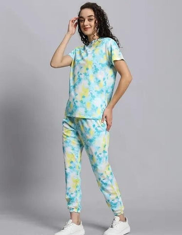 ๐ Womenโs Casual Tie Dye Print Night Suit โ Soft & Stylish Sleepwear Set ๐ Womenโs Casual Tie Dye Print Night Suit โ Soft & Stylish Sleepwear Set
