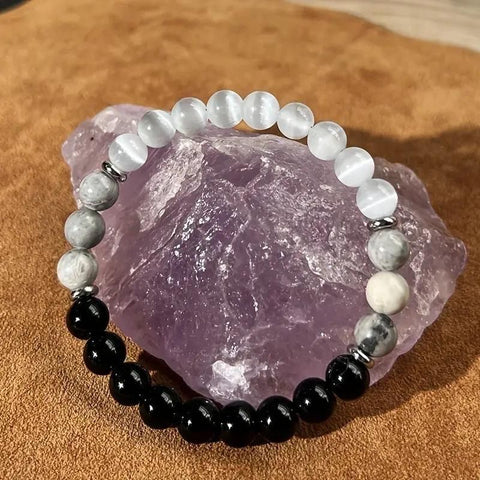 Elegant Women's Protection Bracelet Pack of 1 Elegant Women's Protection Bracelet Pack of 1
