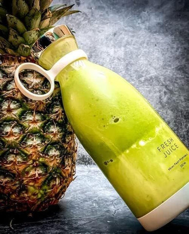 🥤 Portable Mini Blender for Fresh Juice – Rechargeable & Easy to Use 🥤 Portable Mini Blender for Fresh Juice – Rechargeable & Easy to Use