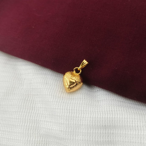 💖 Heart Shape Stylish Stud Earrings 💖 💖 Heart Shape Stylish Stud Earrings 💖