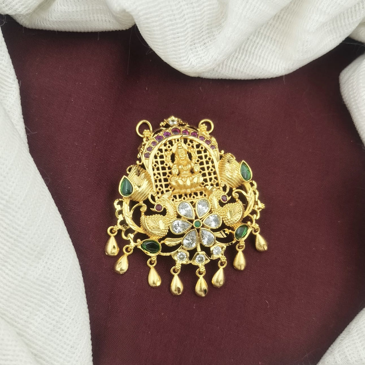 🌼 Lakshmi Gold-Plated Pendant 🌼