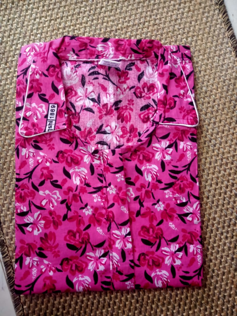 Pure Cotton Collar Nighty for Women – Zip Opening & Side Pocket | Suitable for Feeding Mothers