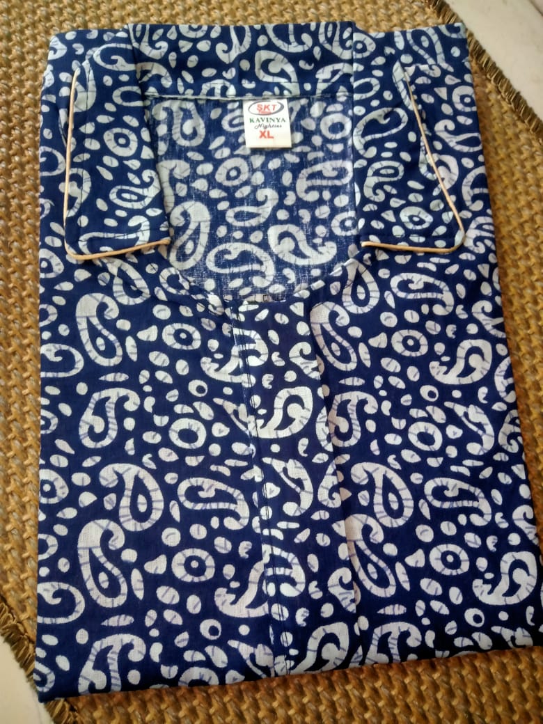 Pure Cotton Collar Nighty for Women – Zip Opening & Side Pocket | Suitable for Feeding Mothers