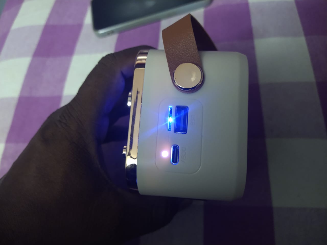 🌟 Retro Classic Bluetooth Speaker 🔊✨