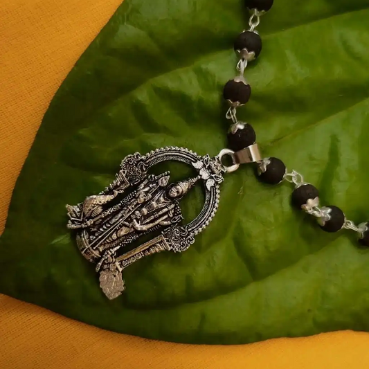 🕉️ Karungali Mala with Lord Murugan Locket – Divine Protection & Style 🔱