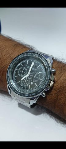 ⌚ Men’s Silver Stainless Steel Strap Watch – Stylish Analog Wristwatch