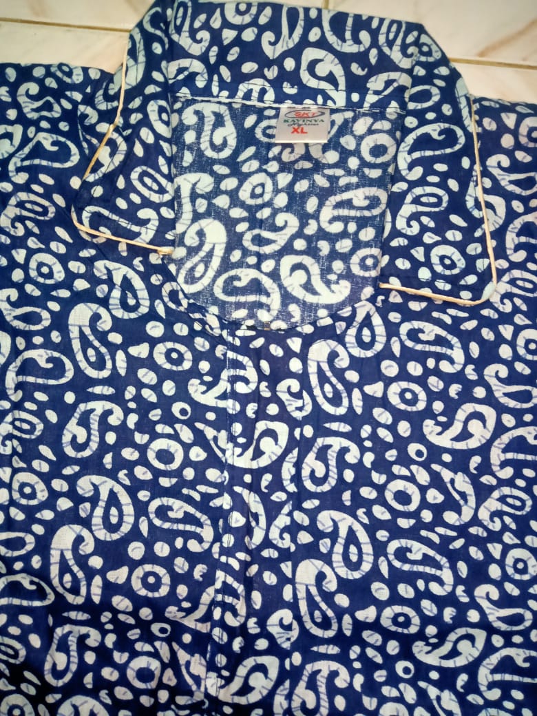 Pure Cotton Collar Nighty for Women – Zip Opening & Side Pocket | Suitable for Feeding Mothers