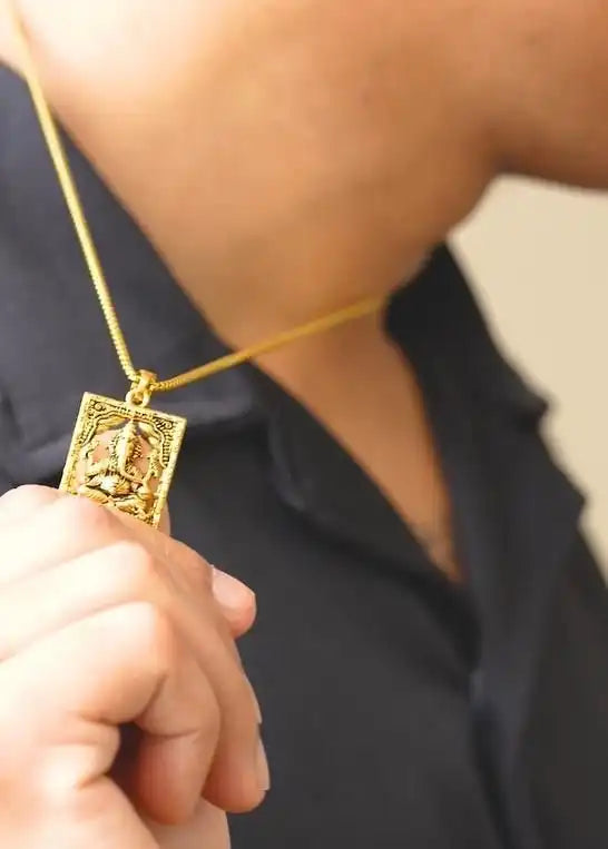 🕉️ Gold Plated Ganeshji Pendant with Chain – Divine Style with a Touch of Elegance